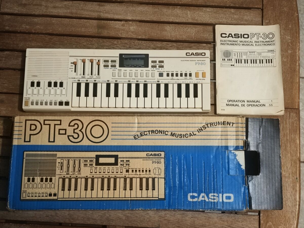 Casio PT-30 vintage electronic musical… - € 65,00 - Vendora.cy
