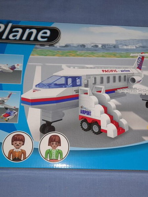 Plane building blocks 260 pieces new, airport theme