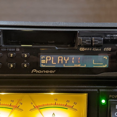 Pioneer KEH-P1010R car stereo like new