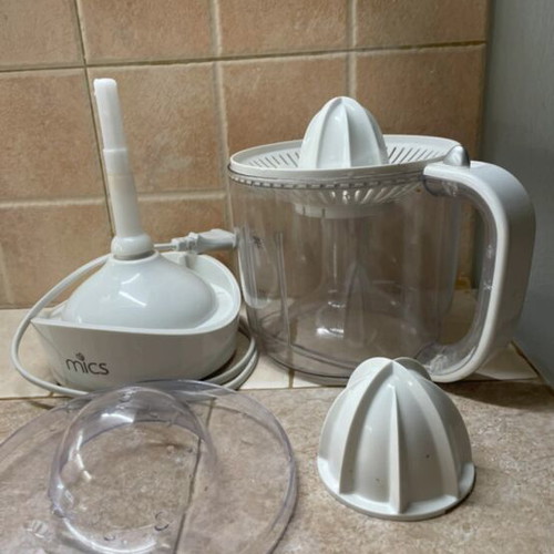 Mics Citrus Juicer new, never used