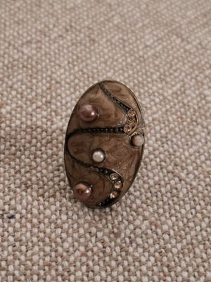 Elongated ring used, brown