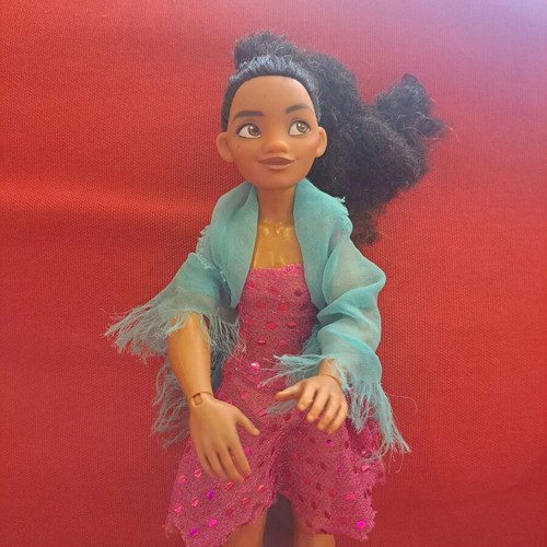 Vaiana Disney doll like new with vintage Matell and Barbie clothes