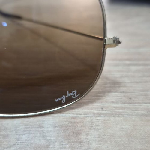 Ray Ban sunglasses with gradient lens gold brown large like new
