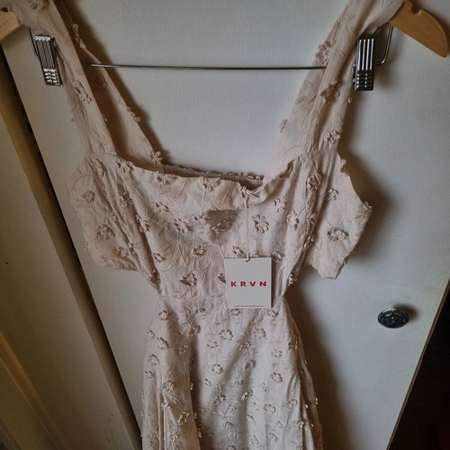 Karavan Giovanna Dress new with tags, beige, size Large