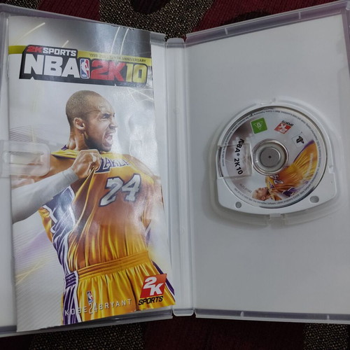 NBA 2K10 PSP used in excellent condition, complete