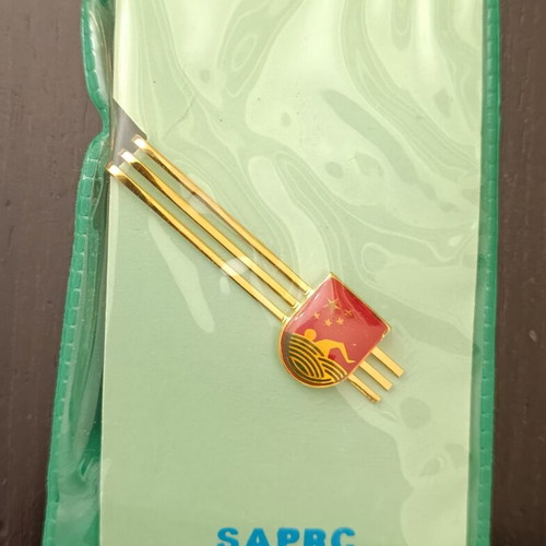 Tie pin of the Chinese Olympic swimming team 2004 new