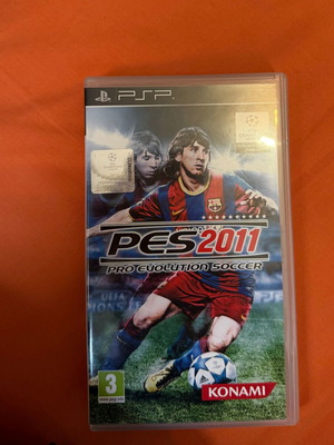 PES 2011 Pro Evolution Soccer PSP game, Greek edition, complete with box and manual