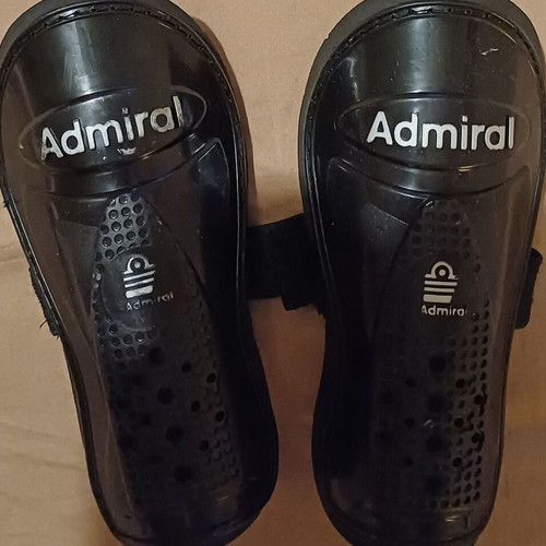 Admiral goalkeeper gloves and shin guards for kids like new