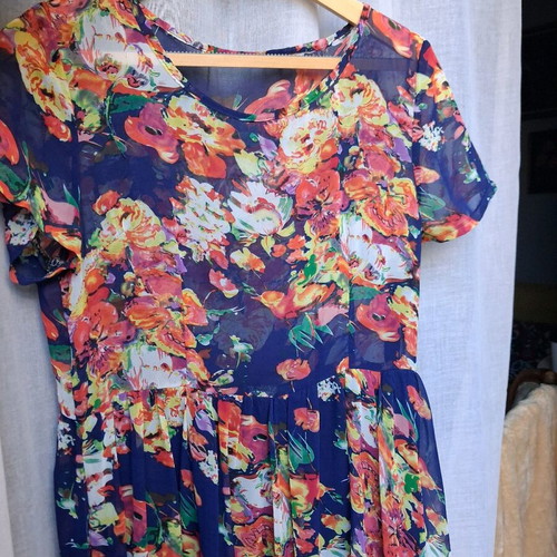 Floral dress M/L like new, midi to maxi, blue multicolor