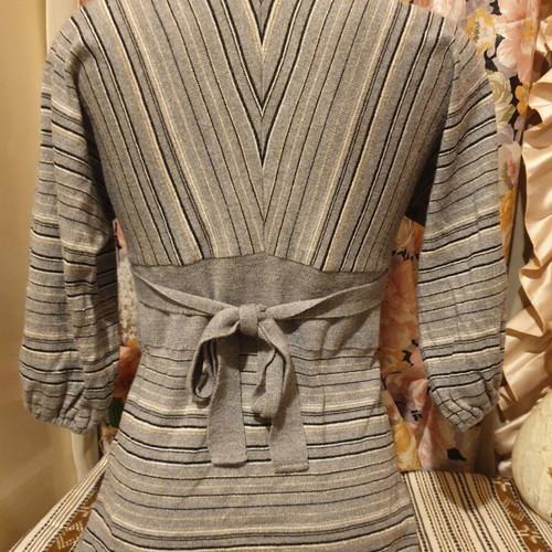 Figaro women's blouse like new, size M, black and grey with gold thread