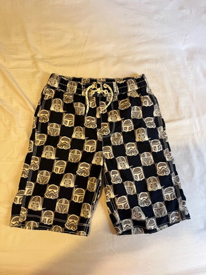 Gap kids Star Wars бански в много добро състояние
