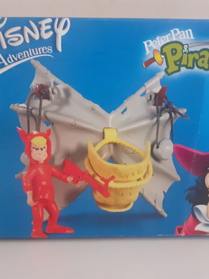 Disney Adventures Peter Pan Pirates toy, Famosa 2003, sealed