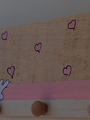 Children's wall hanger