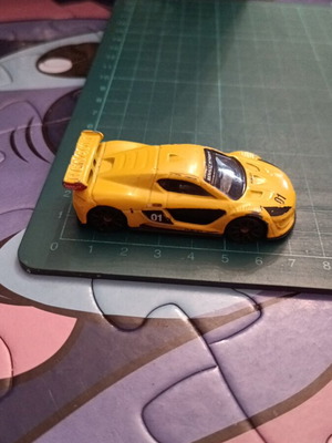 Hot Wheels μοντέλο Renault Sport R.S. 01 κίτρινο σαν καινούργιο