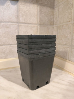 Seedling pots used, 8,000 pieces, durable plastic