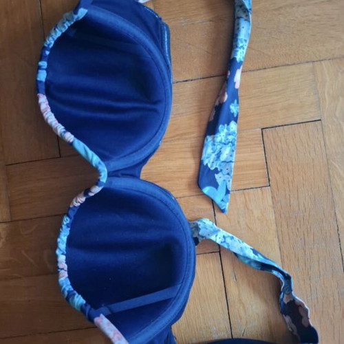 Oysho bandeau bikini top, dark blue with floral pattern