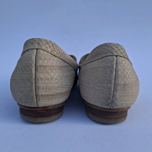 Esthissis leather moccasins size 39 like new beige