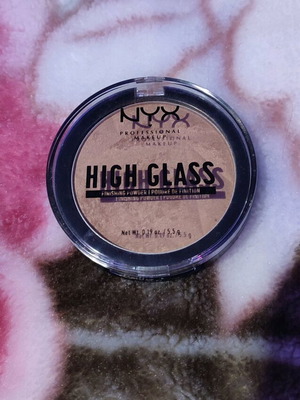 NYX High Class Finishing Powder Medium shade like new