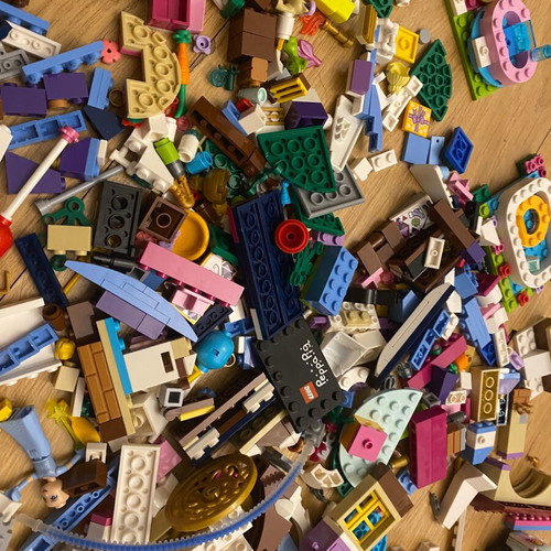 Lego like new for hours of creative play