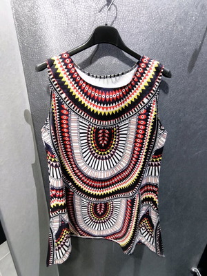 Boho Tribal Print sleeveless long blouse like new, multicolor