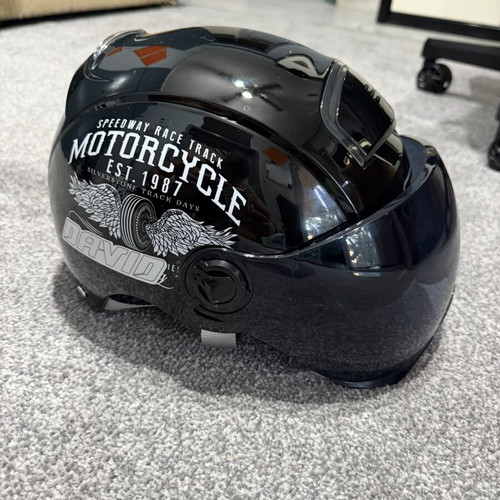 Helmet for Motorcycle or Electric Scooter like new