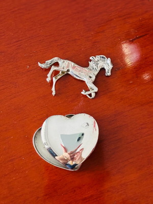 Silver miniatures 925* and 800* new, horse and heart pill box
