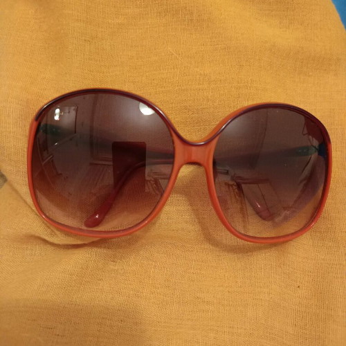 Tortoise sunglasses like new, seventies design, terracotta color