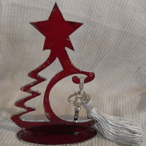 Handmade tree with silver details new