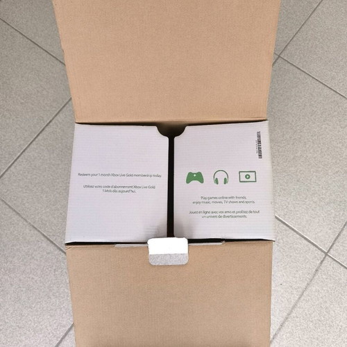 Xbox 360 E packaging box used, without internal dividers