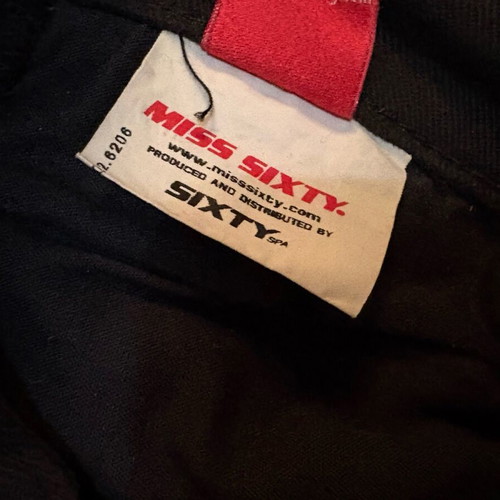 Miss Sixty black capri elastic jeans with zipper like new