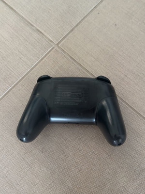 Nintendo Switch Pro Controller