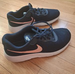 Nike athletic shoes size 40, blue