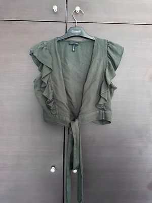 Cropped shirt Funky Buddha like new, size M, khaki