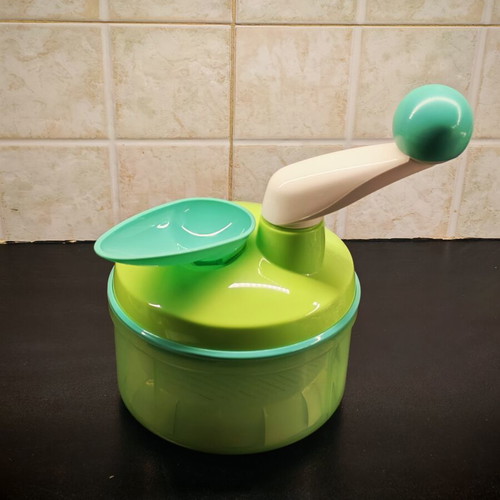 Tupperware Quick Chef 1.5L Manual Chopper new