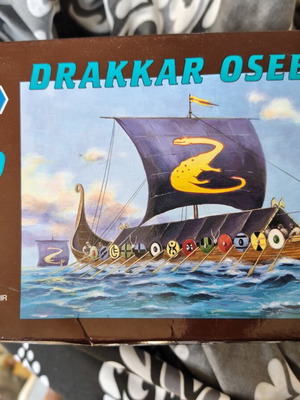 Viking Ship Model Kit 1/180 Scale Smer like new
