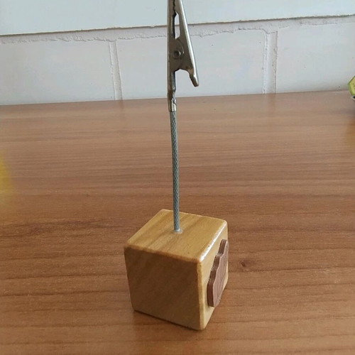 Card clip with wooden base, 11 cm height