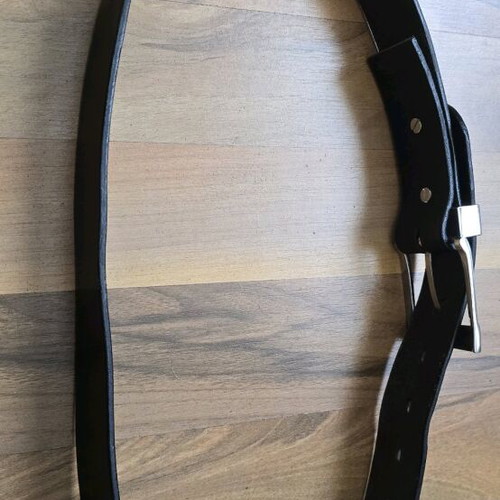 Leather belts like new, size 90 cm, black