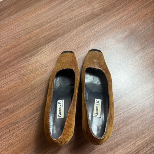 Giorgia B. Women's Leather Shoes Size 39, Like New