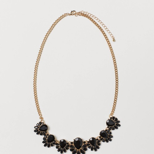 Black gold necklace like new