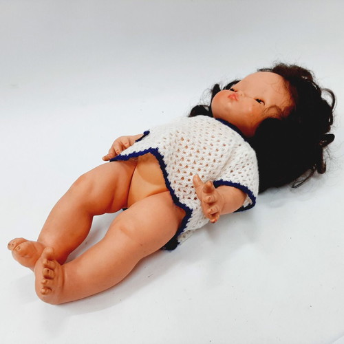 Vintage rubber baby doll 60s with open/close eyes and original shirt