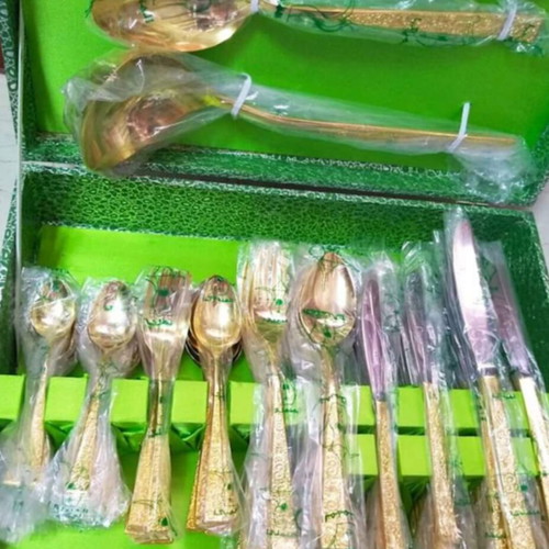 Cosmos Golden Fresco Cutlery Set 100 Pieces Gold Plated New
