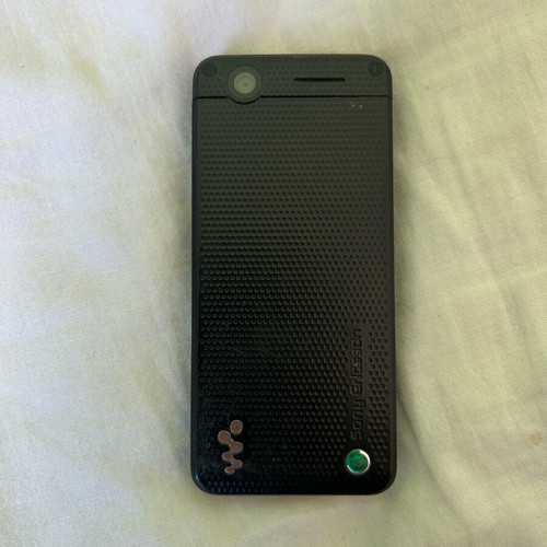 Sony Ericsson W302 like new