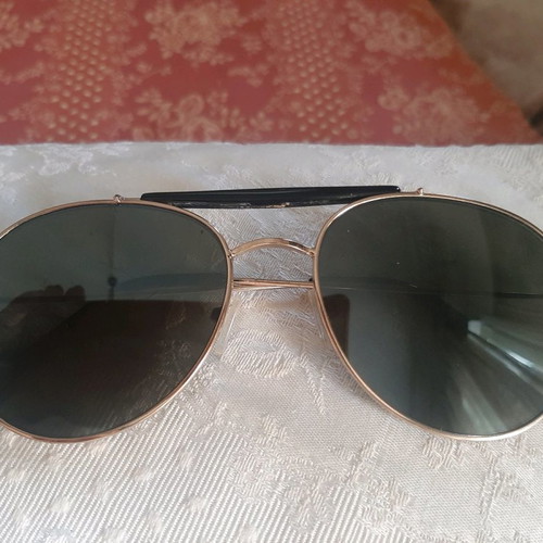 Unisex sunglasses new with unique design