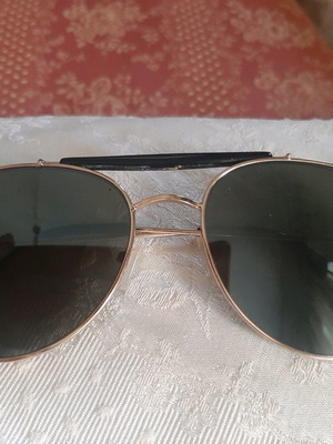 Unisex sunglasses new with unique design