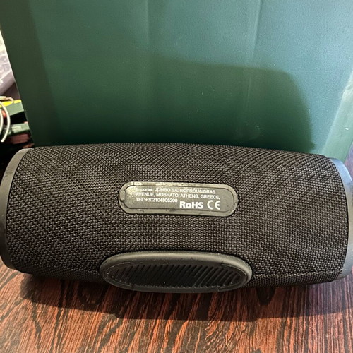 Bluetooth speaker used, portable