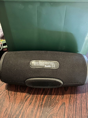 Bluetooth speaker used, portable