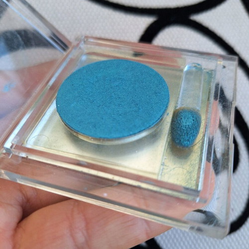 Tommy G petrol eyeshadow like new