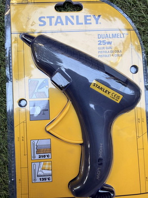 Πιστόλι θερμής κόλλας Stanley DualMelt 25W καινούριο