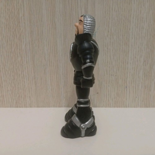 Disney Heroes Sword In The Stone Knight Castle Guard figure 2003 used