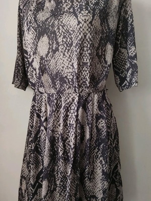 Bershka dress S-M like new, length 80 cm